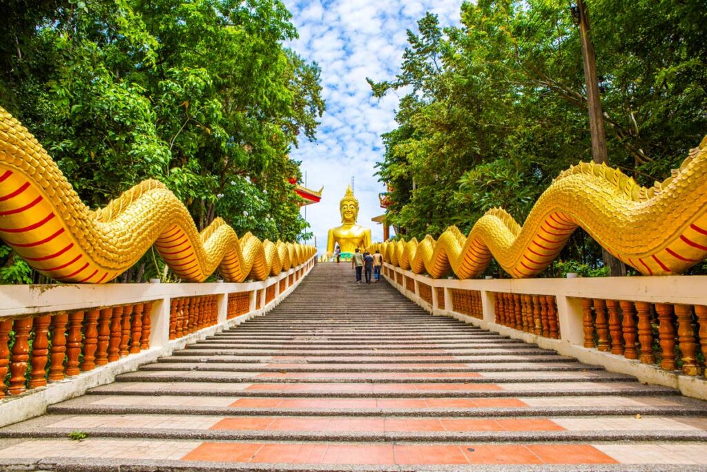 Wat Phra Yai (Big Buddha Temple)