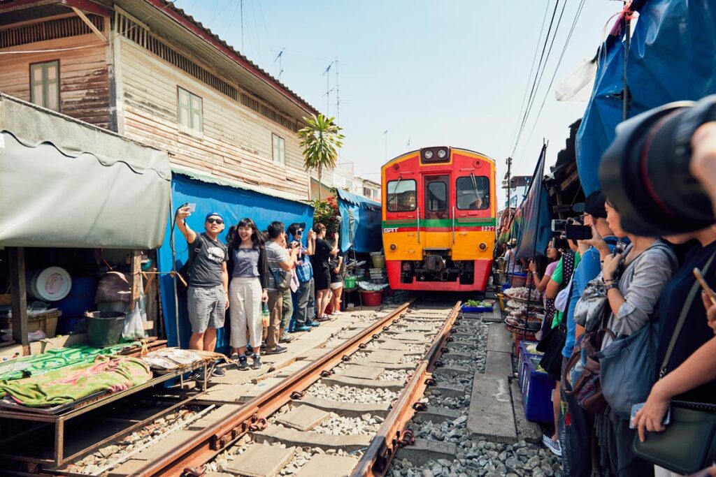 Maeklong Railway Market