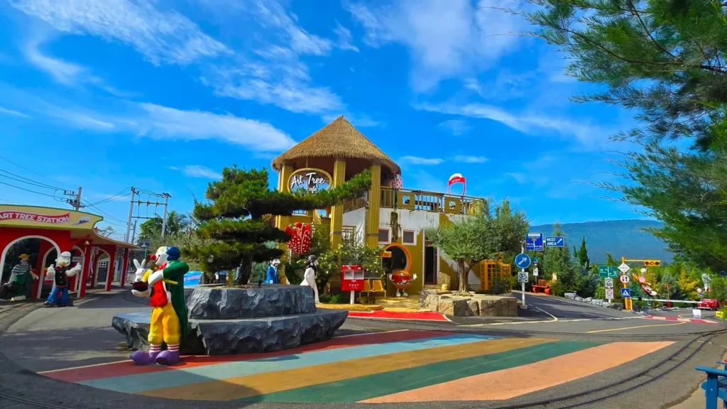 Khao Yai Art Tree Cafe