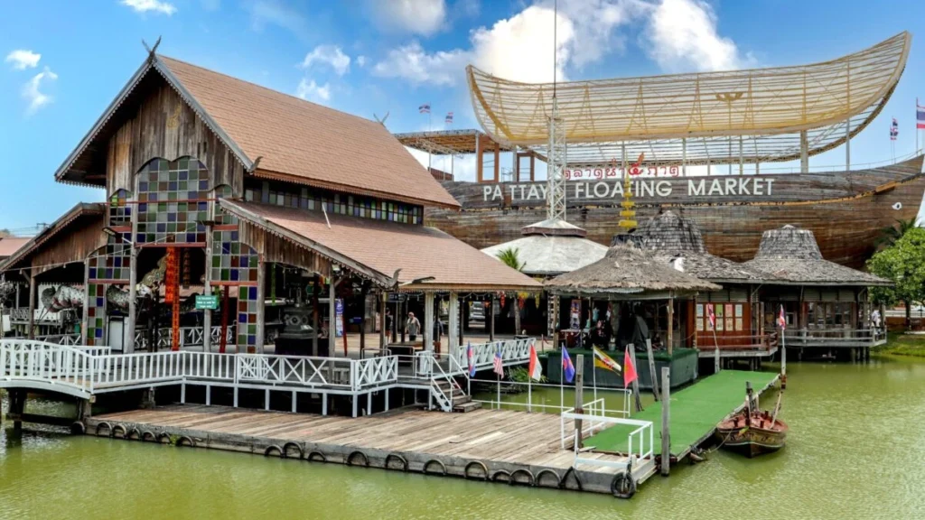 Pattaya Floating Market